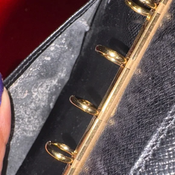 Authentic black EPI  Louis Vuitton agenda / passport holder with COA - Picture 8 of 17